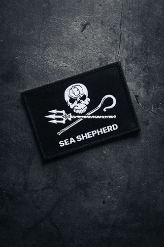 Logo Sea Shepherd sur patch noir