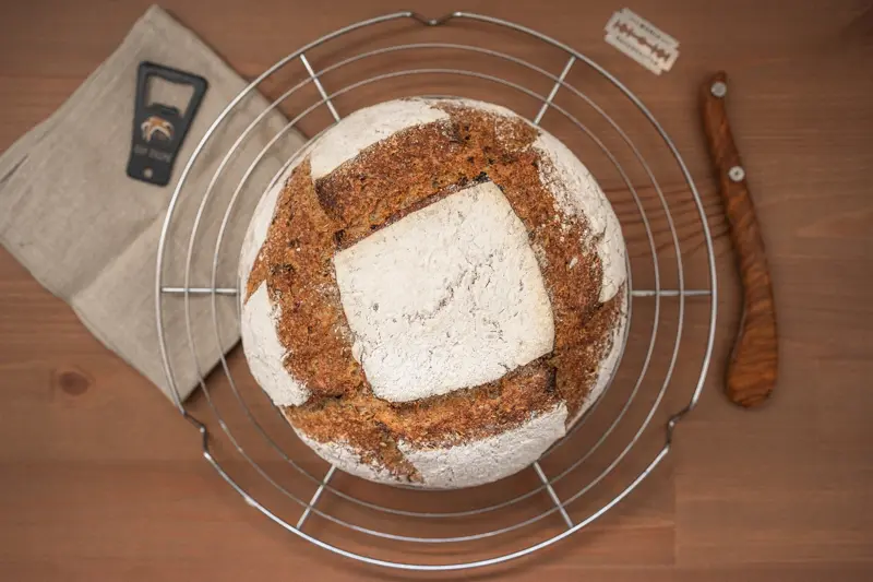 Photo d'un pain aux drêches, à la bière et à la levure de bière